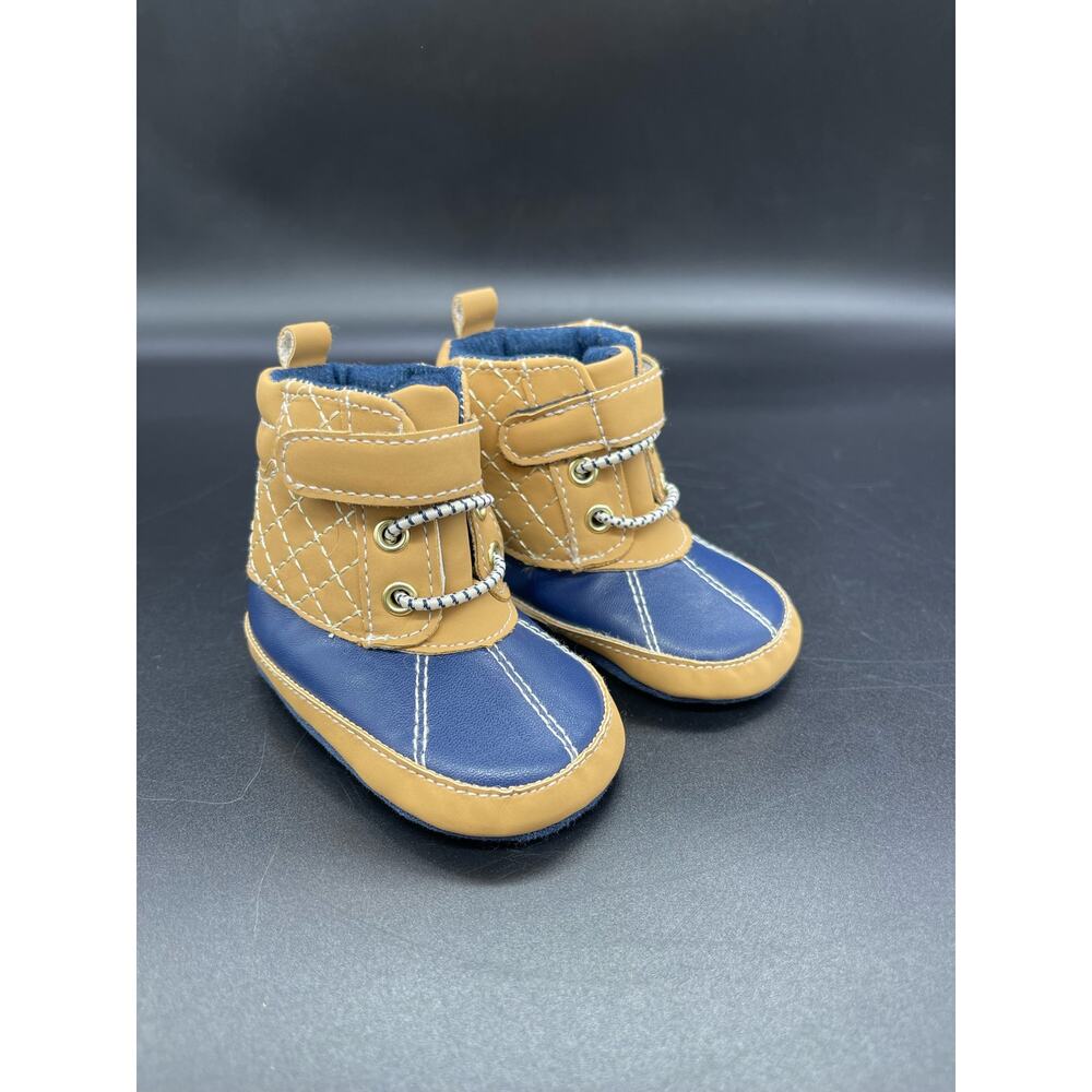 Lightning Bug Baby Booties Size 3-6 Months